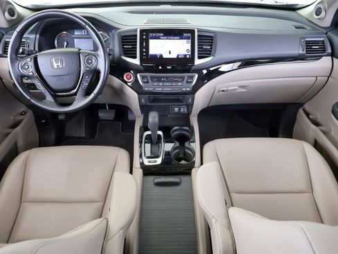 Used 2017 Honda Ridgeline RTL-E image 16