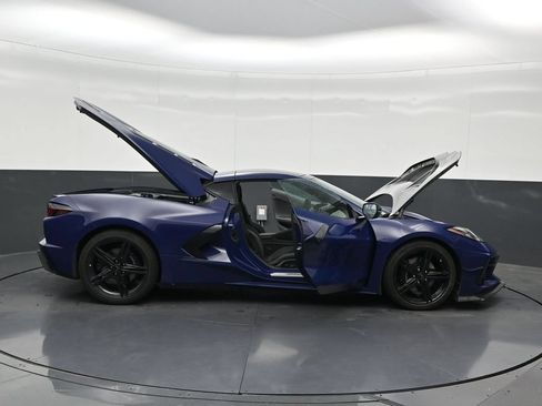Used 2026 Chevrolet Corvette Stingray Coupe w/ 1LT RWD image 34