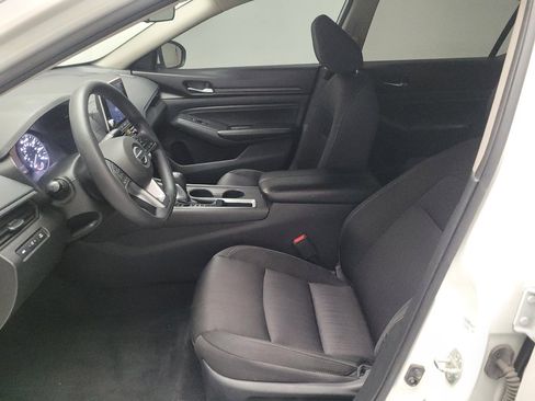 Used 2019 Nissan Altima 2.5 S FWD image 17
