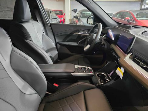 New 2026 BMW X1 xDrive28i w/ Technology Package image 10