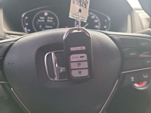 Used 2020 Honda Accord Sport image 29