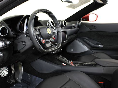 Certified 2023 Ferrari Portofino M RWD image 2
