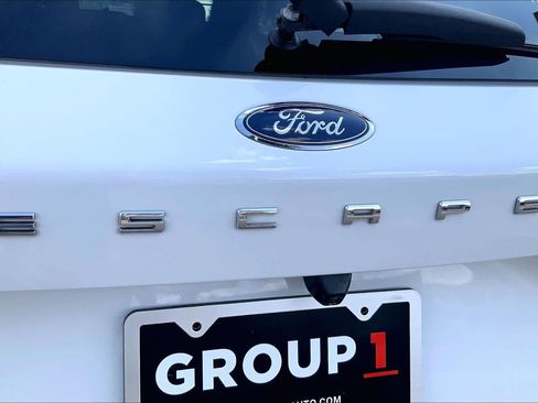 Used 2025 Ford Escape Active FWD image 32