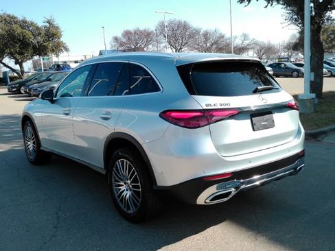 Used 2025 Mercedes-Benz GLC 300 image 11