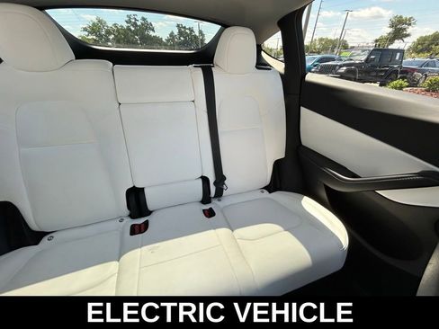 Used 2021 Tesla Model Y Performance AWD/4WD image 14