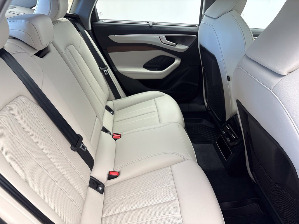 Used 2026 Audi A6 Premium Plus AWD/4WD image 29