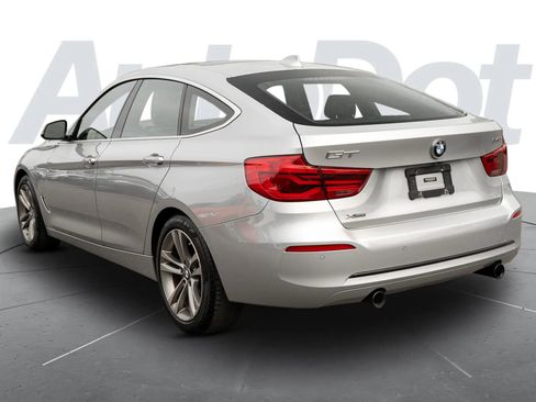 Used 2017 BMW 340i Gran Turismo xDrive AWD/4WD image 4