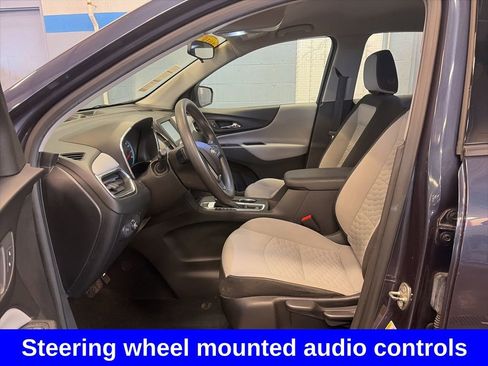 Used 2018 Chevrolet Equinox LS w/ LPO, Blackout Package AWD/4WD image 12