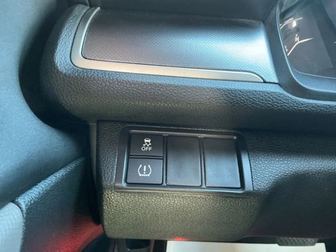 Used 2018 Honda Civic LX image 31