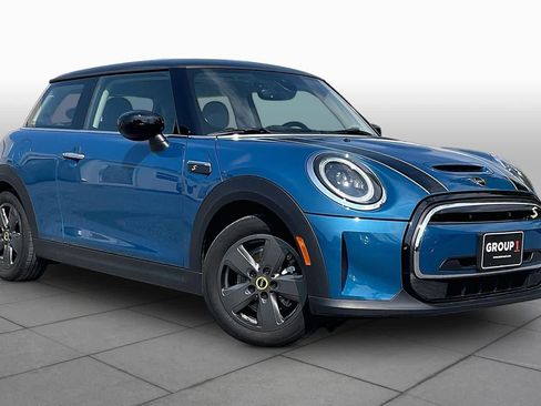 Used 2024 MINI Cooper SE FWD image 2