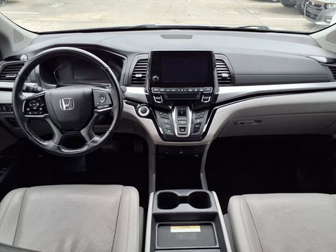 Used 2019 Honda Odyssey Elite image 4