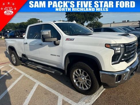 Used 2024 Chevrolet Silverado 2500 LTZ w/ LTZ Premium Package AWD/4WD image 3