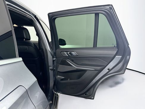 Used 2024 BMW X5 sDrive40i image 32