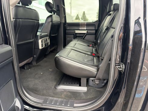 Used 2017 Ford F250 Lariat w/ Lariat Value Package AWD/4WD image 6