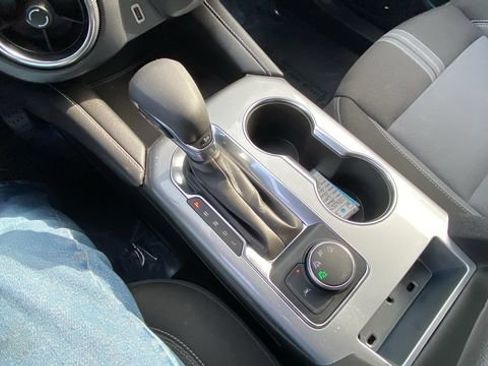 Used 2025 Chevrolet Blazer LT image 30