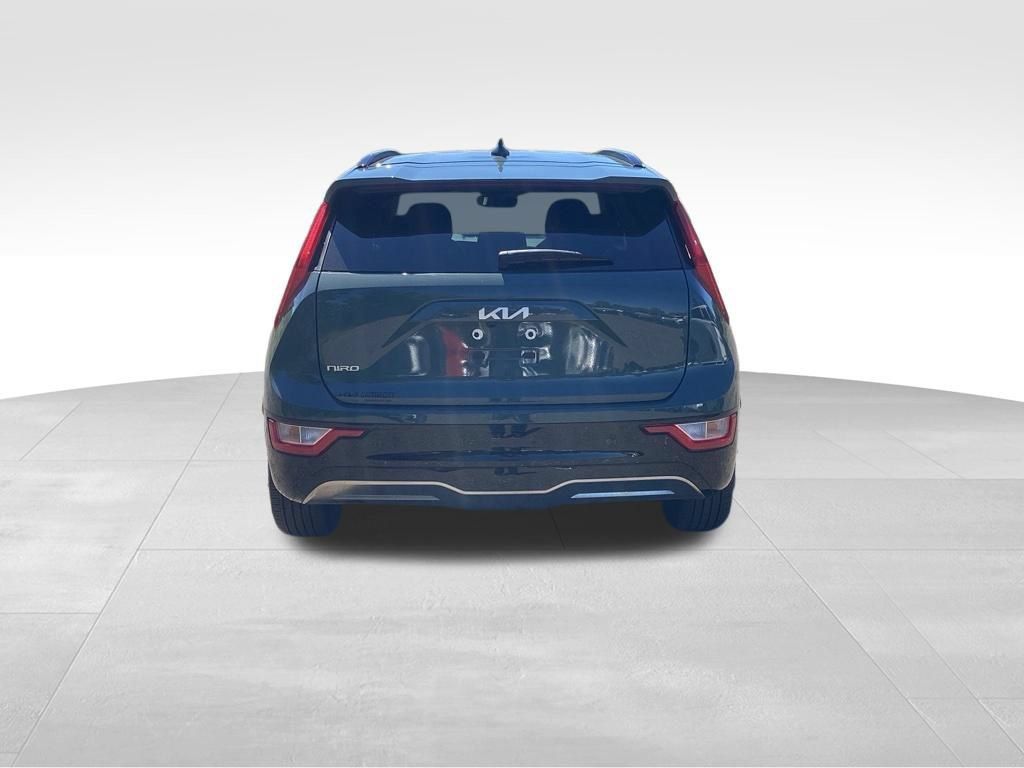 Used 2024 Kia Niro Wind w/ Wind Preserve Package FWD image 6