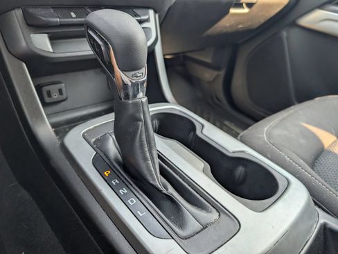 Used 2022 Chevrolet Colorado LT w/ LT Convenience Package RWD image 13