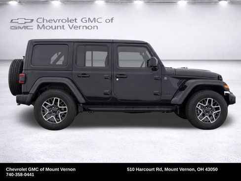 Used 2026 Jeep Wrangler Unlimited Sahara AWD/4WD image 43