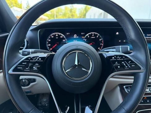 Certified 2022 Mercedes-Benz E 350 4MATIC Sedan image 28
