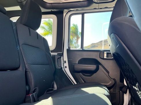 Used 2022 Jeep Wrangler Unlimited Rubicon 4xe w/ Cold Weather Group image 46