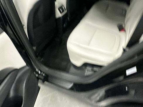 Used 2024 Hyundai Tucson Limited AWD/4WD image 16