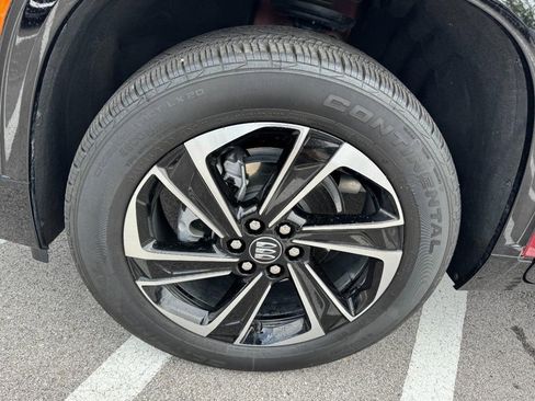 Used 2025 Buick Enclave Sport Touring w/ Power Package image 7