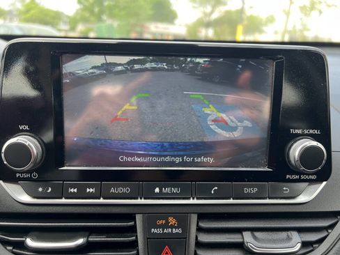 Used 2022 Nissan Altima 2.5 S image 12