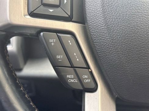 Used 2021 Ford F450 Platinum w/ FX4 Off-Road Package image 27