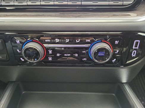 New 2025 Chevrolet Silverado 1500 LTZ w/ Technology Package AWD/4WD image 21