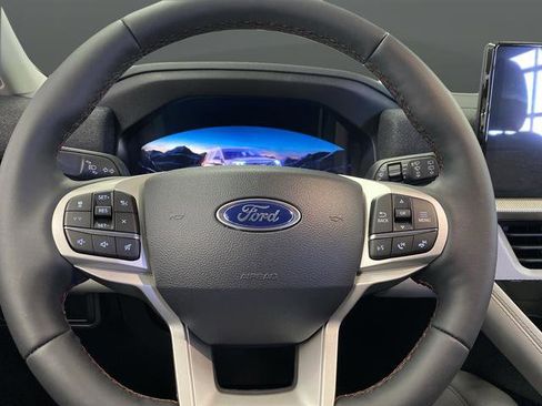 New 2026 Ford Explorer Active w/ Active Comfort Package image 14