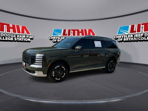 Used 2026 Hyundai Palisade Calligraphy AWD/4WD image 4