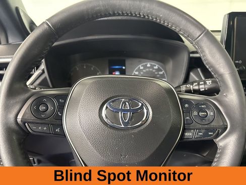 Used 2024 Toyota Corolla Cross AWD Hybrid w/ Moonroof Package image 13