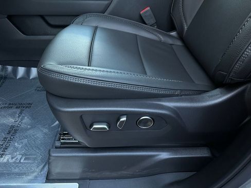 New 2026 GMC Sierra 2500 Denali w/ Denali Reserve Package image 11