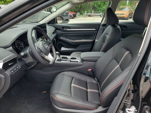 New 2026 Nissan Altima 2.5 SR FWD image 18