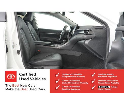 Certified 2022 Toyota Camry SE w/ Convenience Package image 10