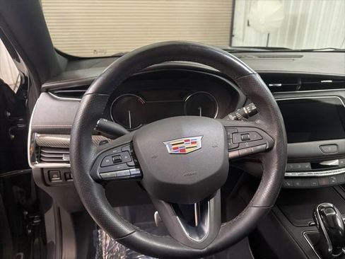 Used 2023 Cadillac XT4 Sport AWD/4WD image 16