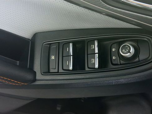 Used 2021 Subaru Crosstrek 2.5i Limited AWD/4WD image 15