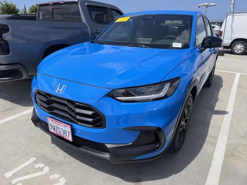 Used 2026 Honda HR-V Sport image 2