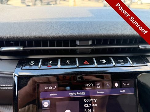 Used 2024 Jeep Grand Cherokee Altitude AWD/4WD image 25