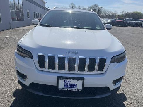 Used 2019 Jeep Cherokee Limited AWD/4WD image 2