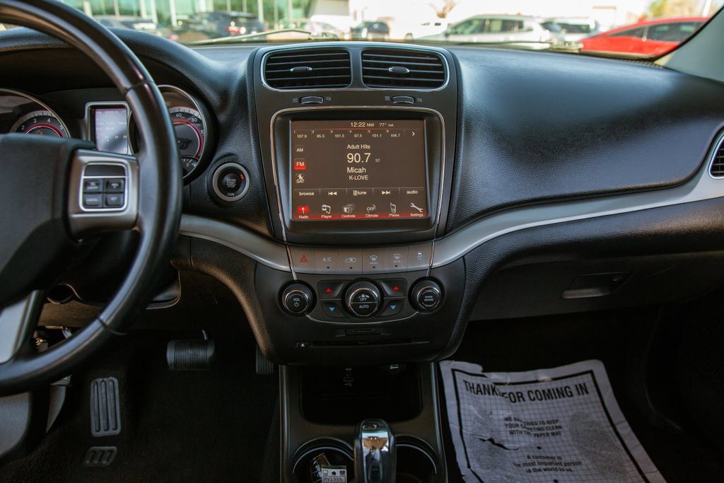 Used 2017 Dodge Journey Crossroad FWD image 15