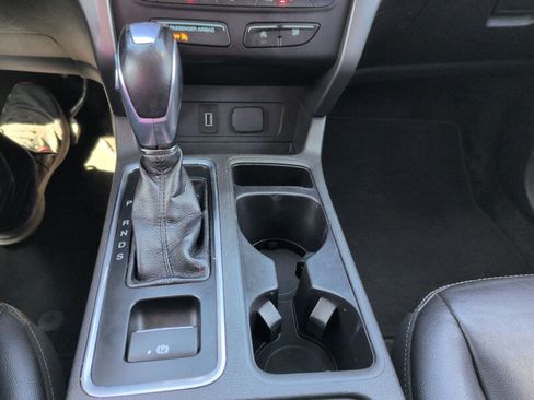 Used 2018 Ford Escape SEL w/ Ford Safe & Smart Package FWD image 23