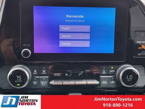 Used 2023 Toyota Highlander LE image 20