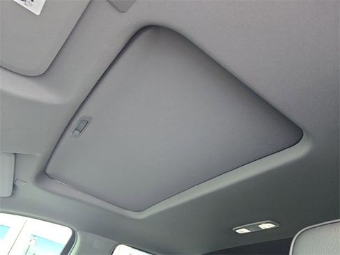 New 2026 GMC Sierra 1500 Denali w/ Denali Reserve Package image 19