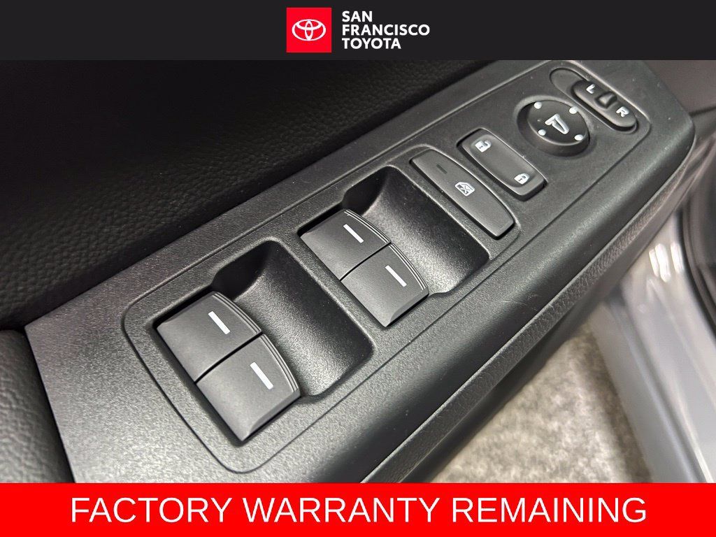 Used 2025 Honda CR-V Sport-L image 37
