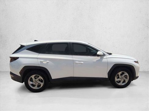 Used 2022 Hyundai Tucson SE FWD image 4