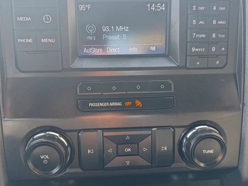 Used 2019 Ford F250 XL w/ Power Equipment Group AWD/4WD image 14