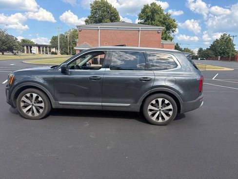 Used 2021 Kia Telluride EX w/ EX Premium Package FWD image 8