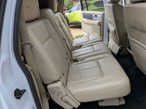 Used 2017 Ford Expedition EL XLT w/ Equipment Group 202A image 40