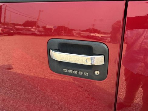Used 2014 Ford F150 XLT w/ Equipment Group 302A Luxury AWD/4WD image 11